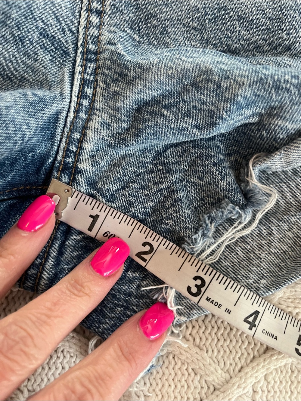 Loft Light Blue Cotton Women’s Denim Jean Shorts Size 4 or 27 Waist - Picture 15 of 15